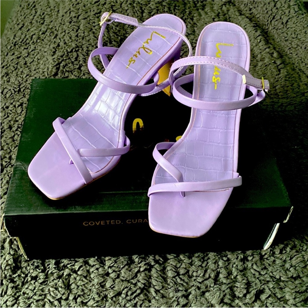 Lulu’s purple heels